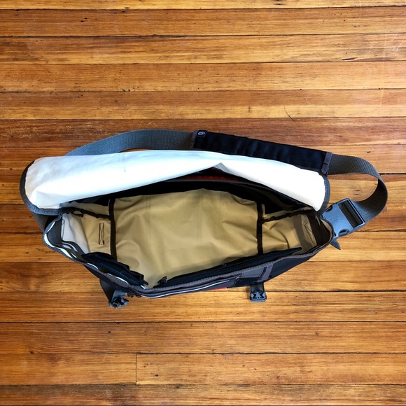 Timbuk2 D-Lux Laptop Racing Stripe Messenger Bag - Picture 4 of 8